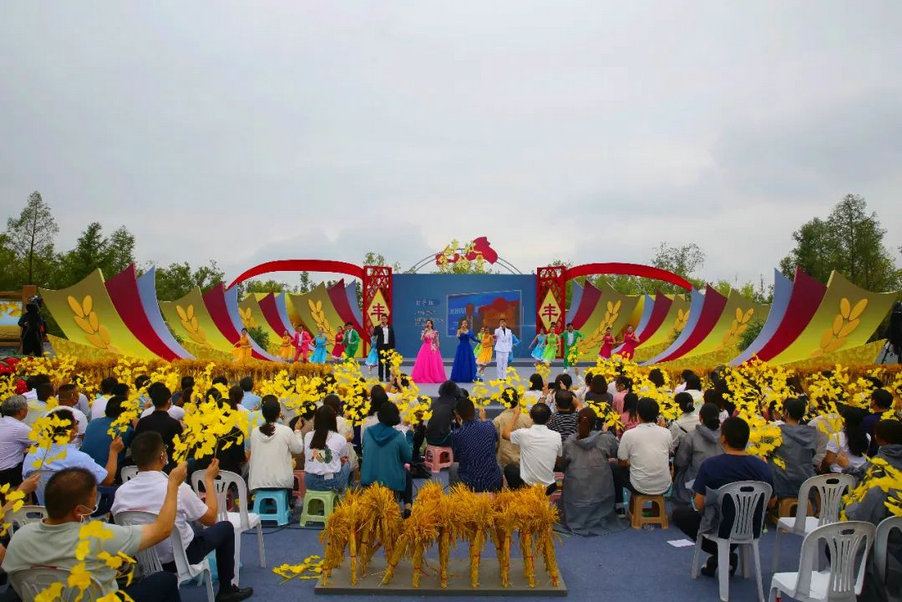 CCTV-17《乡村大舞台》‍丰收集结号